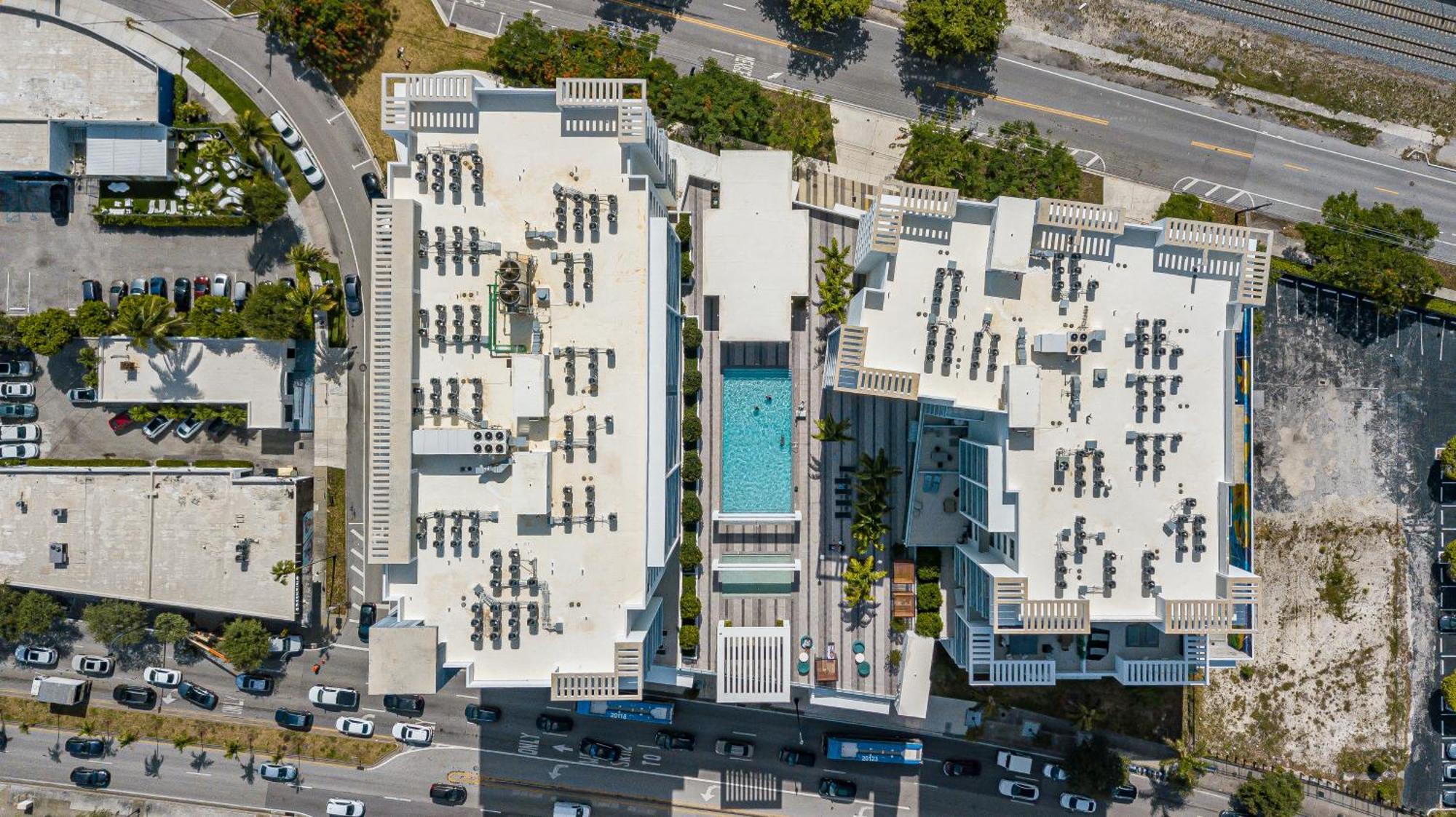 Apartment Luxury New At Design District